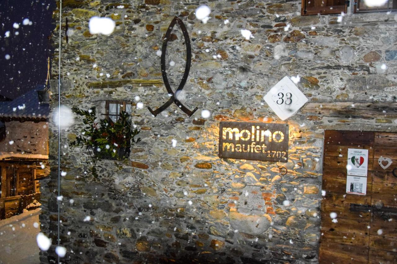 La Roggia - Molino Maufet Mühle - Patio on the garden Colico Exterior foto